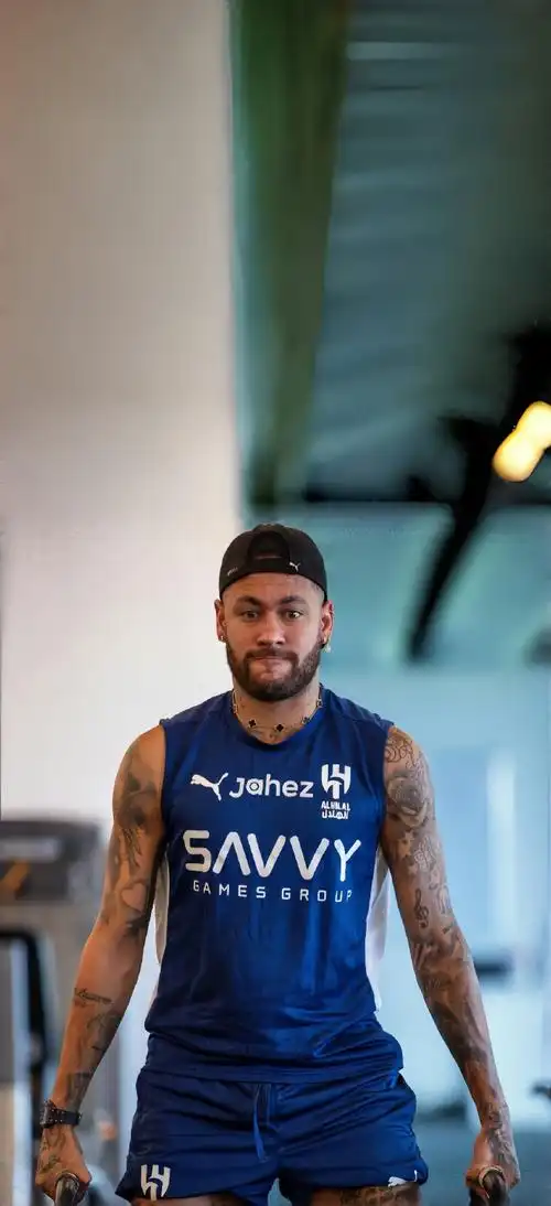 但德约凭借 但德约凭借